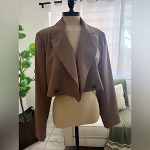 Elegant Brown Women's Blazer